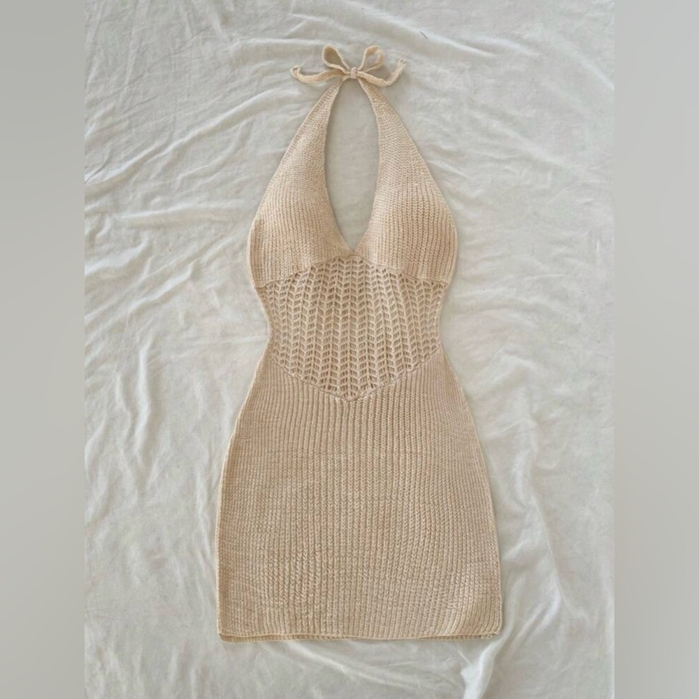 Elegant Cream Knit Halter Dress